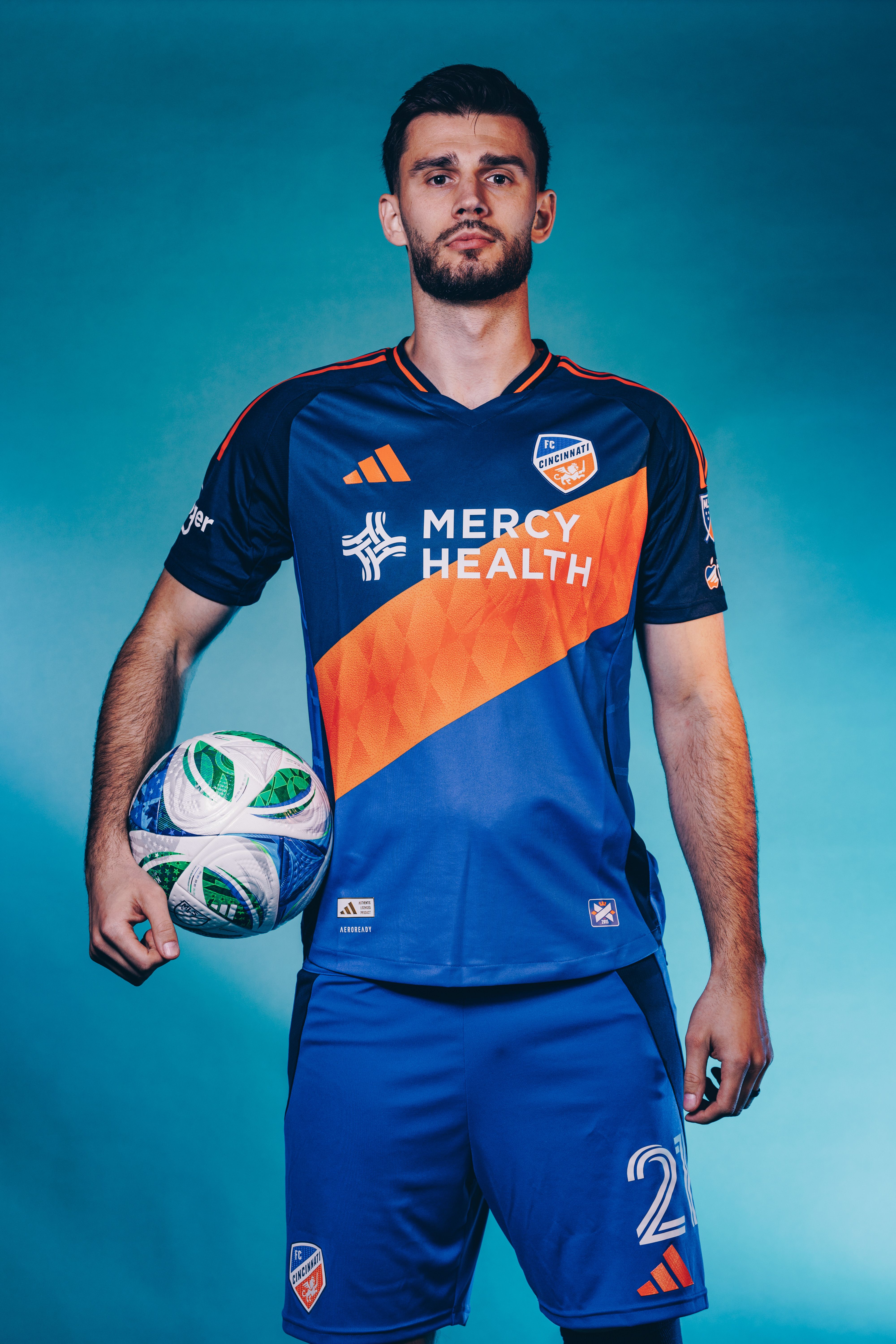 Matt Miazga photo
