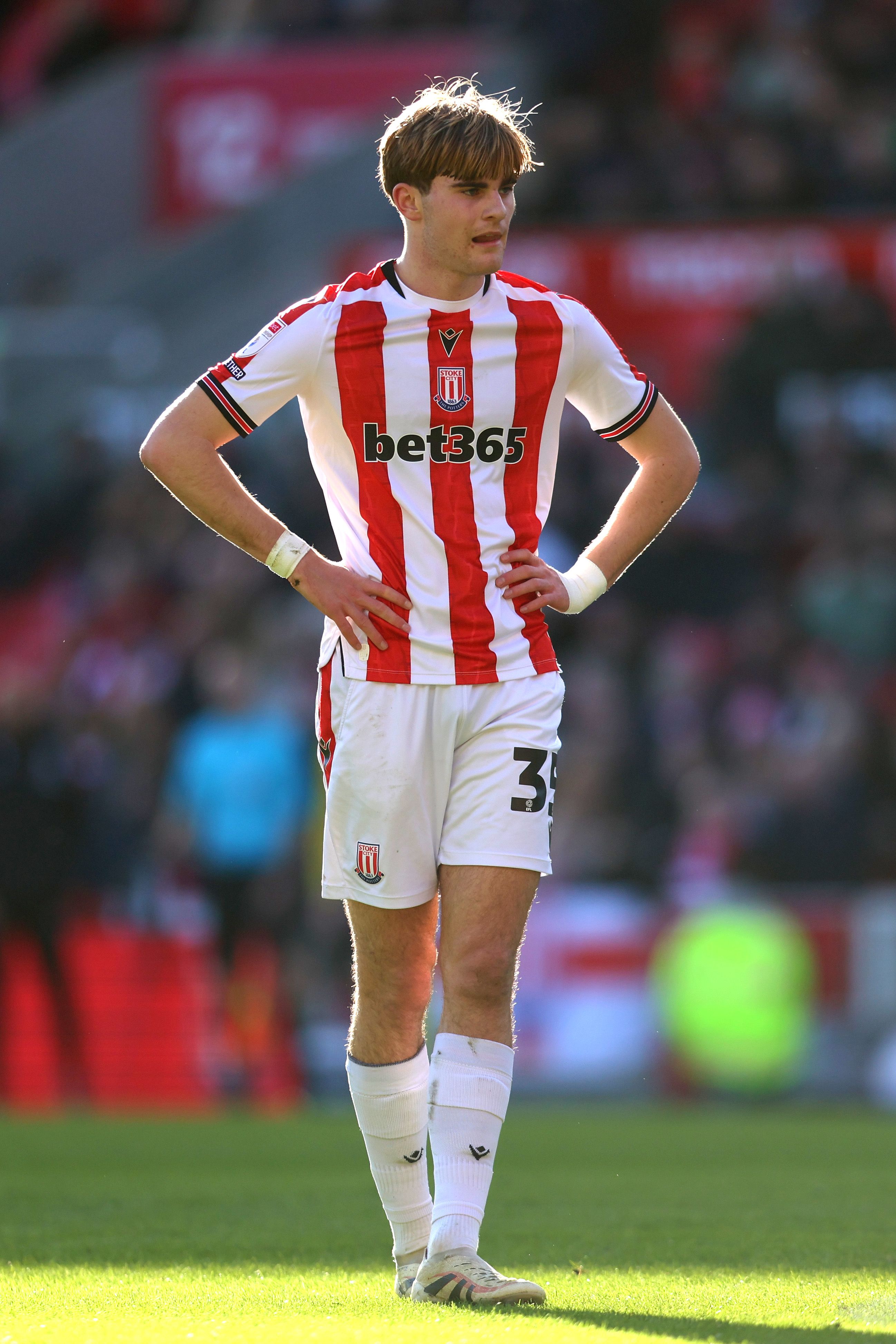 Nathan Lowe photo
