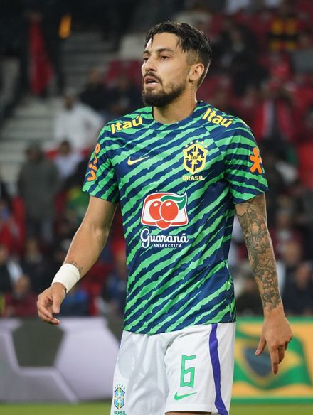 Alex Telles photo