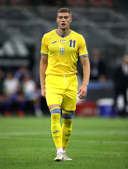Artem Dovbyk photo