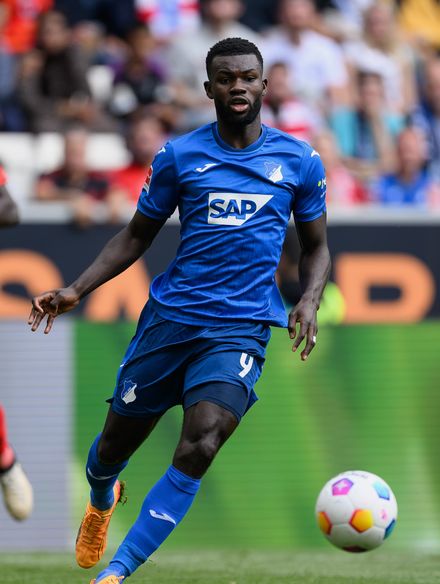 Іхлас Бебу photo