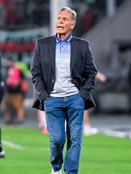 Miguel Ángel Russo photo