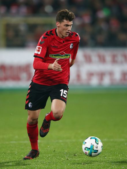 Pascal Stenzel photo