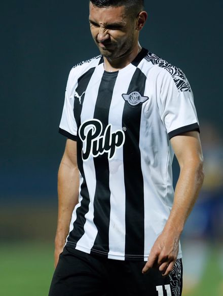Adrián Martínez photo