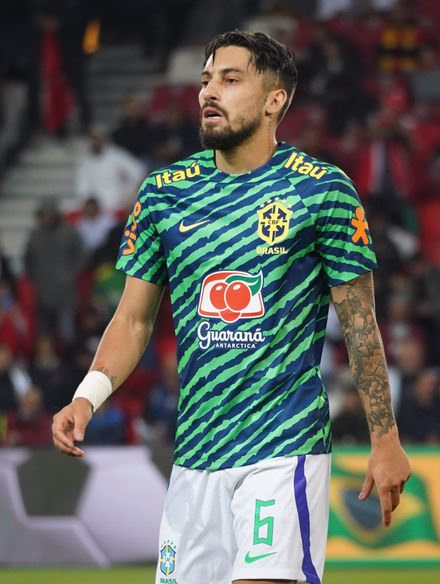 Alex Telles photo