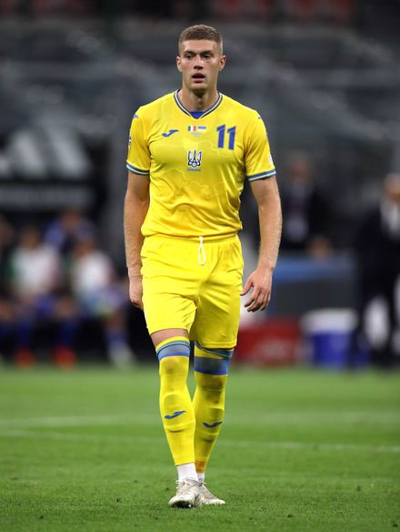 Artem Dovbyk photo