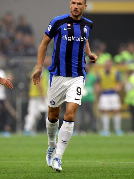 Edin Džeko photo