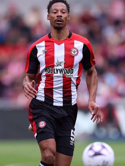 Ethan Pinnock photo