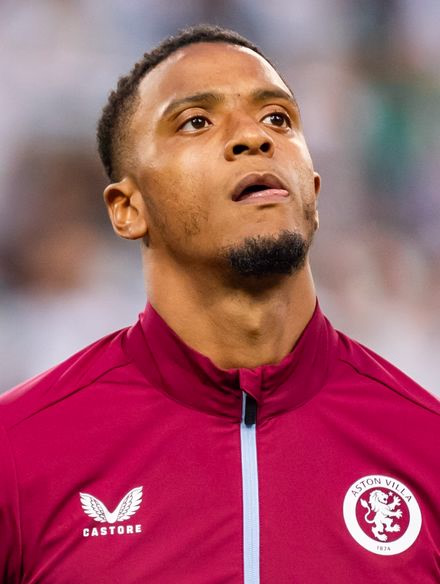 Ezri Konsa photo