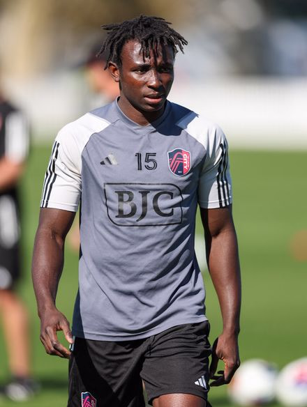 Joshua Yaro photo