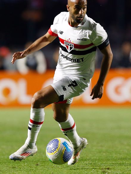 Lucas Moura photo