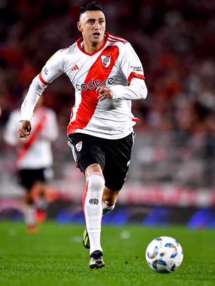 Matías Suárez photo