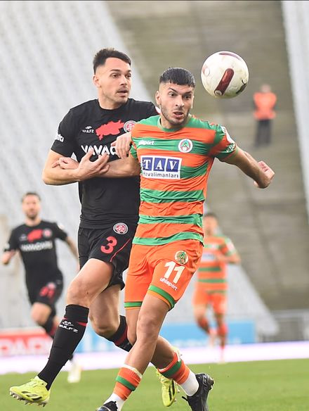 Oğuz Aydın photo