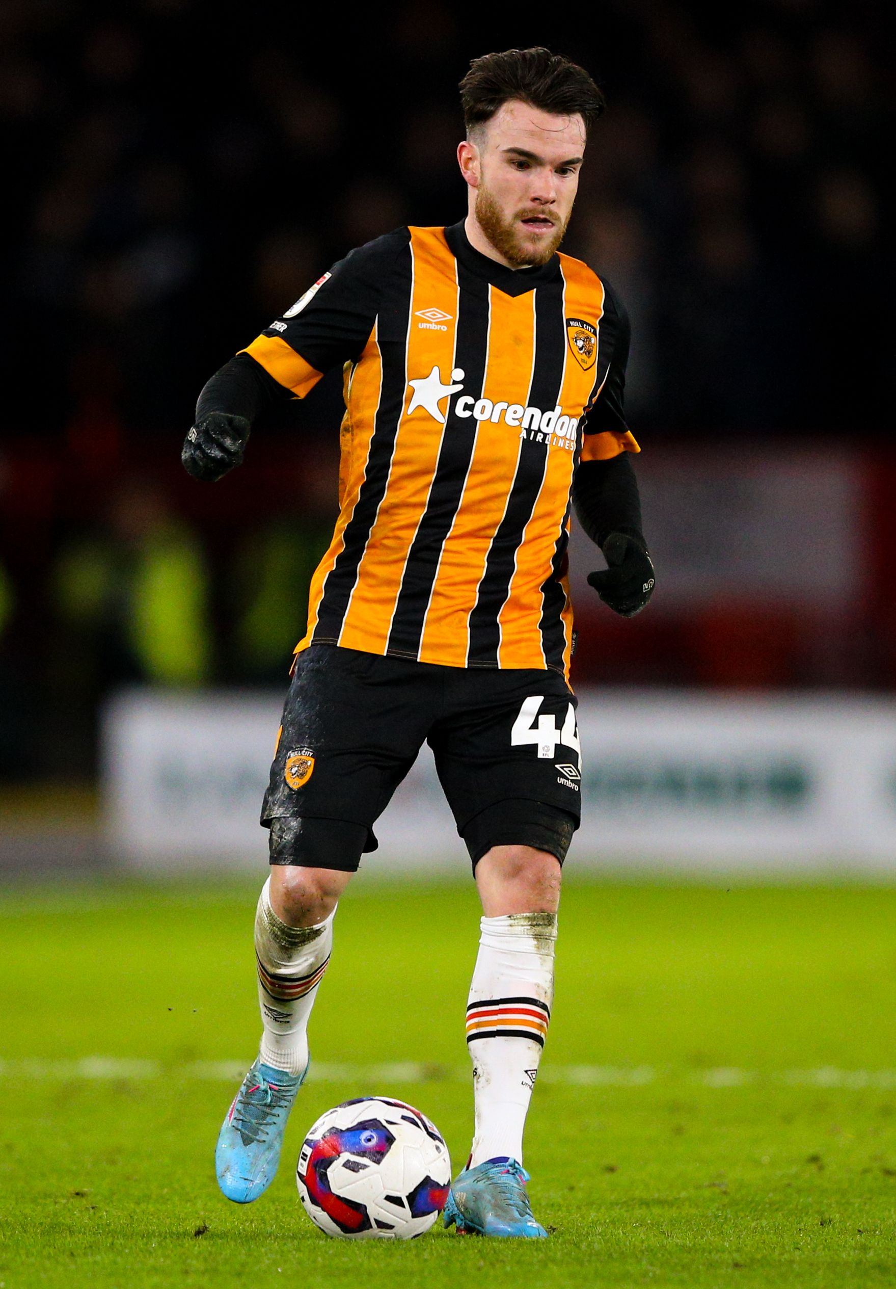 Aaron Connolly photo