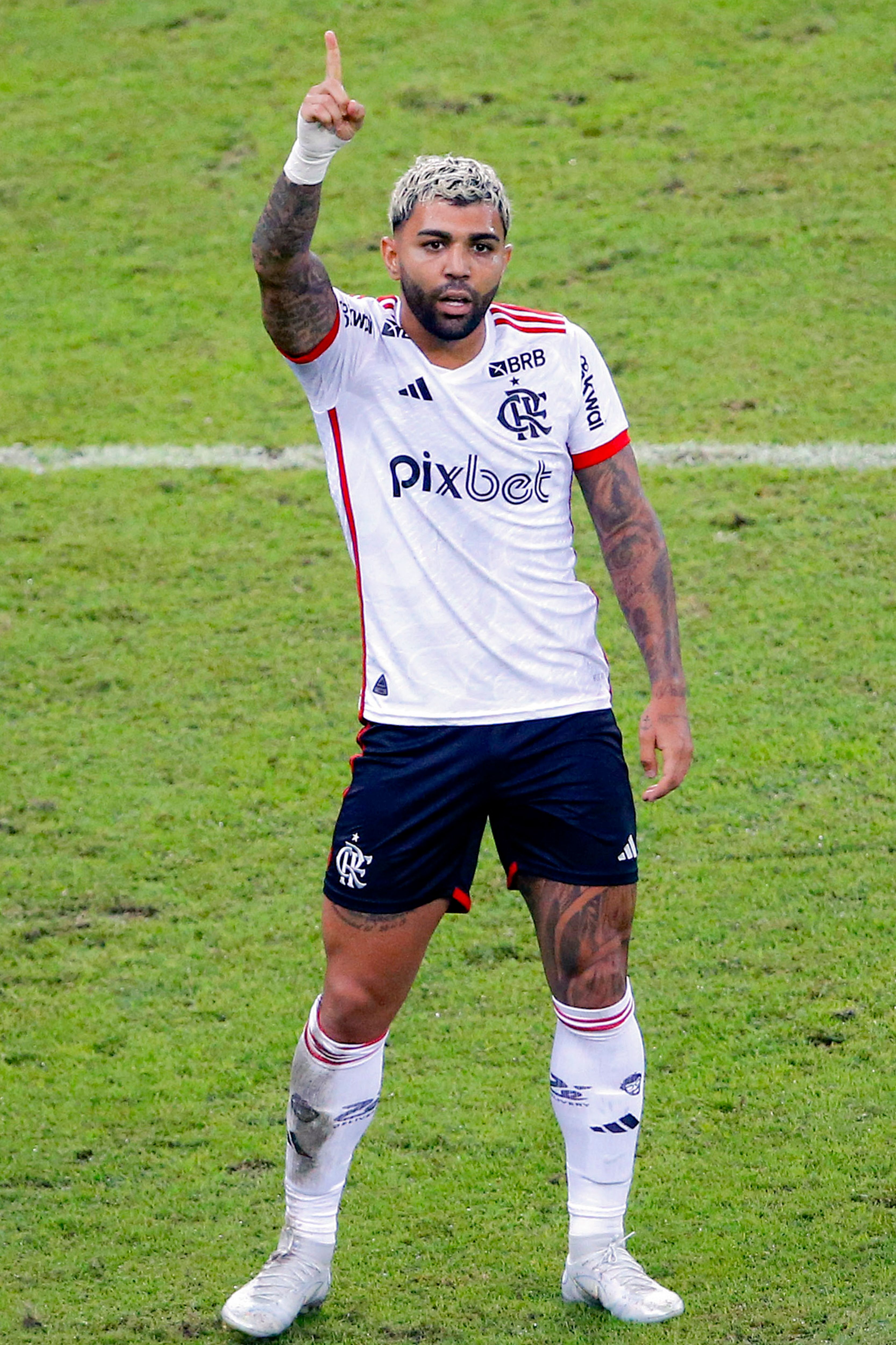 Gabriel Barbosa photo