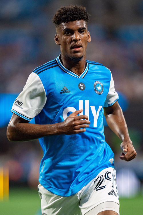 Adilson Malanda  photo